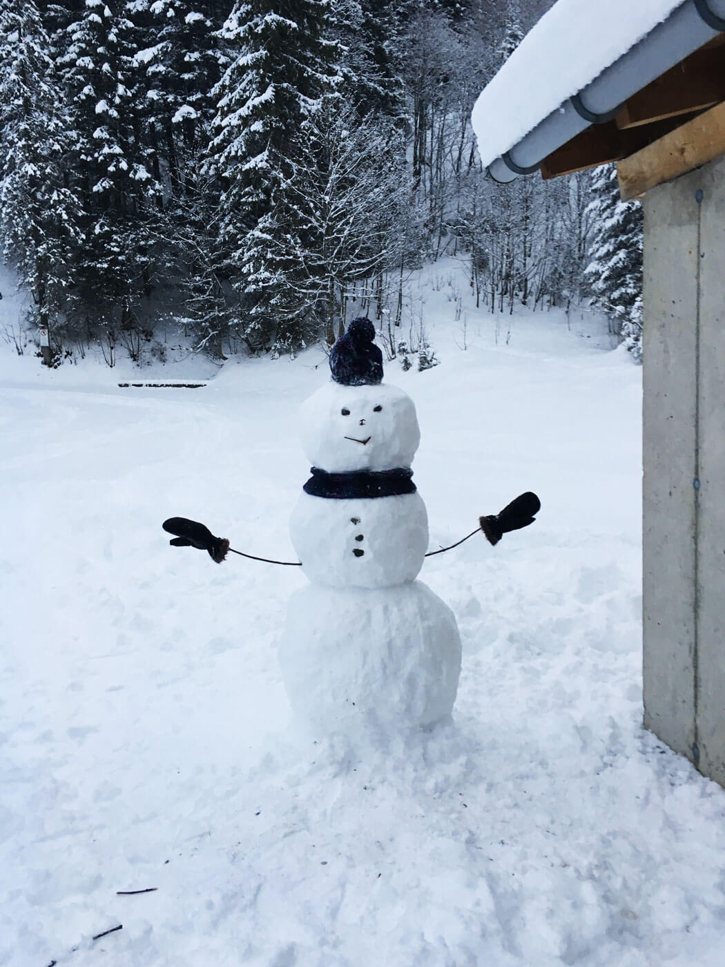 Ein liebevoll gebauter Schneemann