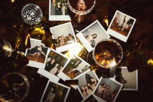 Silvesterparty mit Polaroid-Kamera