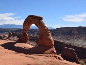 Der hohe Steinbogen Delicate Arch