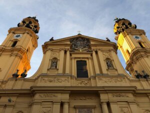 Theatinerkirche am Odeonsplatz