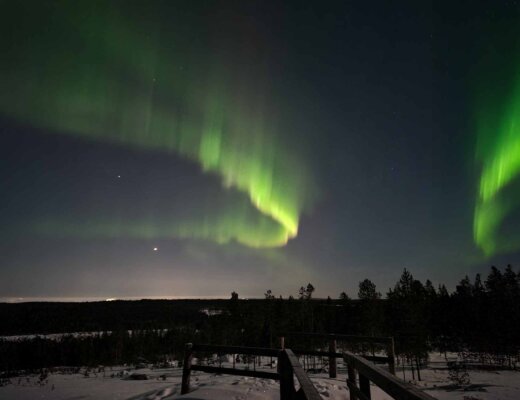 Schöne Nordlichter in der Natur.